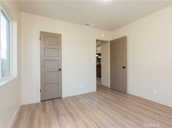 2702 Reynier Avenue, Los Angeles CA 90034