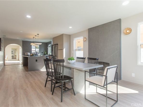 2702 Reynier Avenue, Los Angeles CA 90034