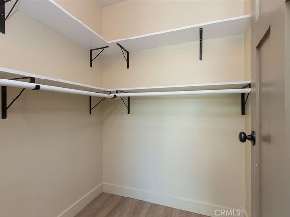 2702 Reynier Avenue, Los Angeles CA 90034