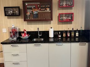 345 E Colorado Boulevard 303, Pasadena CA 91101