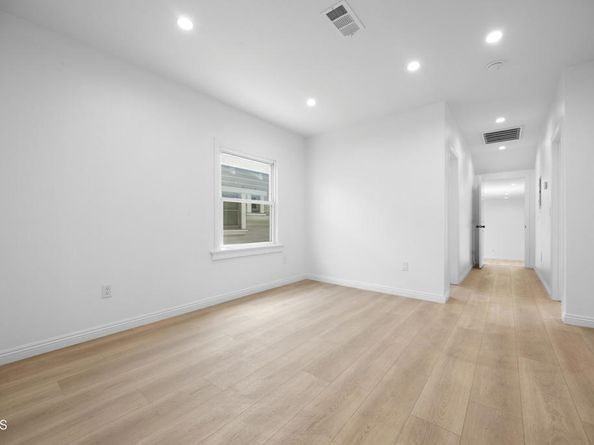 3609 4th Avenue, Los Angeles CA 90018