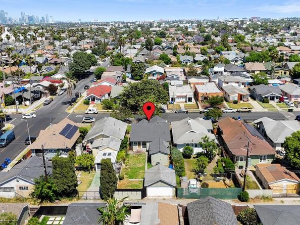 3609 4th Avenue, Los Angeles CA 90018