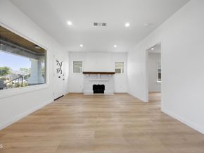 3609 4th Avenue, Los Angeles CA 90018