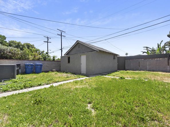 3609 4th Avenue, Los Angeles CA 90018