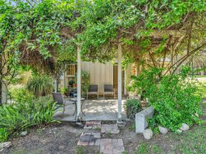 1313 E Palm Street, Altadena CA 91001