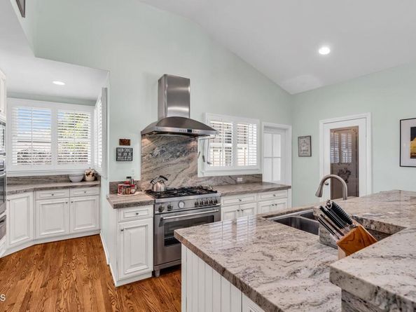 1313 E Palm Street, Altadena CA 91001