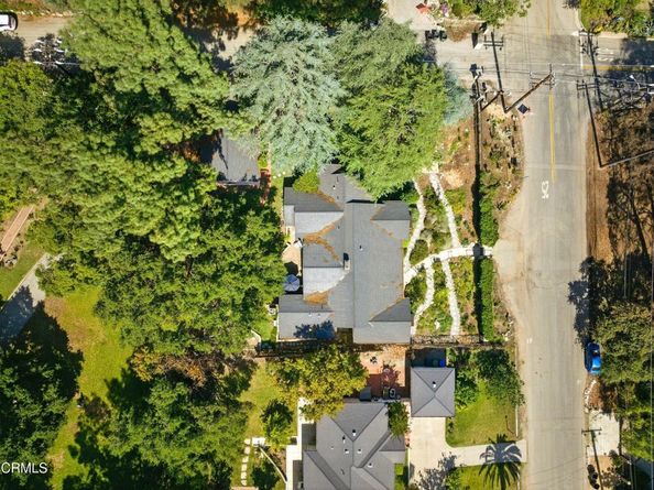 1313 E Palm Street, Altadena CA 91001