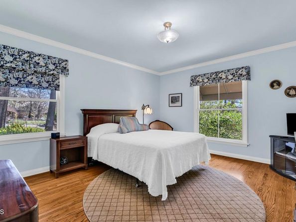 1313 E Palm Street, Altadena CA 91001