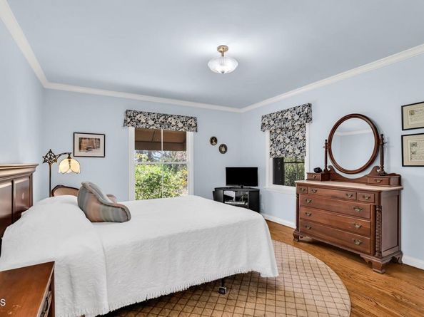 1313 E Palm Street, Altadena CA 91001