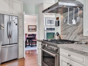 1313 E Palm Street, Altadena CA 91001