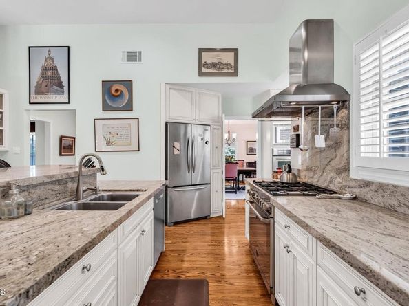 1313 E Palm Street, Altadena CA 91001