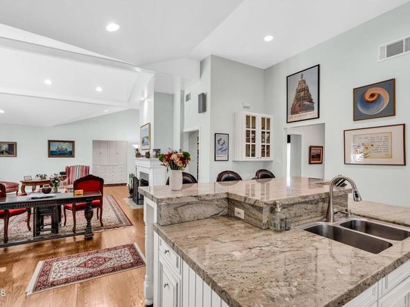 1313 E Palm Street, Altadena CA 91001