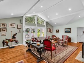 1313 E Palm Street, Altadena CA 91001