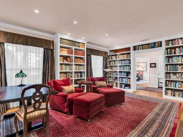 1313 E Palm Street, Altadena CA 91001