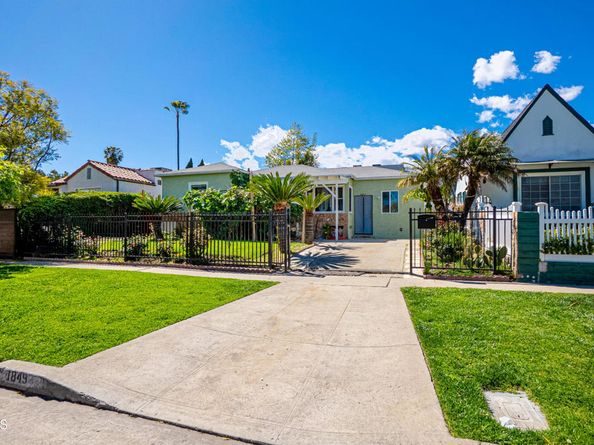 1849 Cylde Avenue, Los Angeles CA 90019