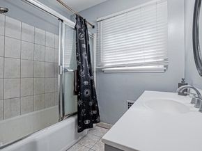 1849 Cylde Avenue, Los Angeles CA 90019