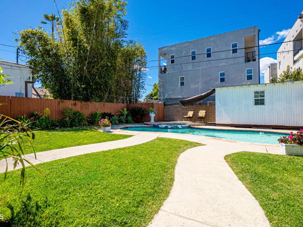 1849 Cylde Avenue, Los Angeles CA 90019