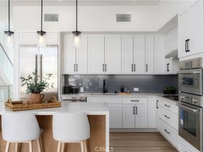 2648 State Street Unit E, Carlsbad CA 92008