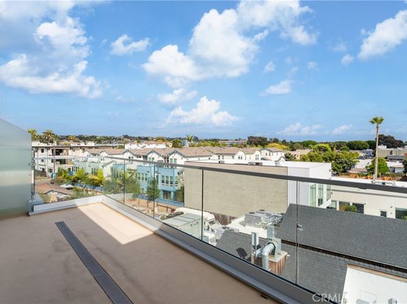 2648 State Street Unit E, Carlsbad CA 92008