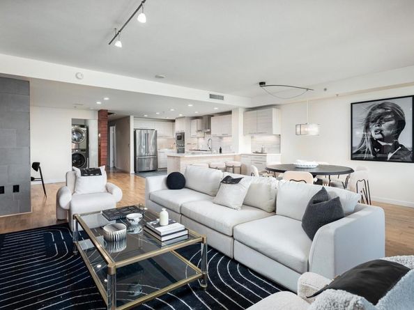 1431 Pacific Highway 315, San Diego CA 92101