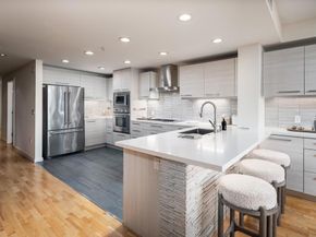 1431 Pacific Highway 315, San Diego CA 92101