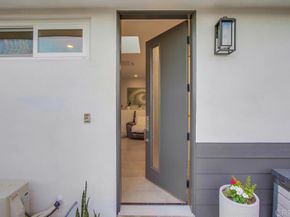 5380 Los Robles Drive, Carlsbad CA 92008