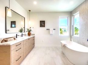 5380 Los Robles Drive, Carlsbad CA 92008