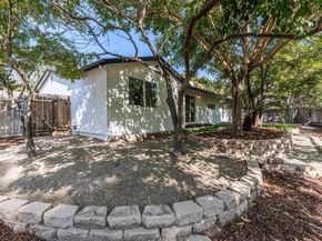 2275 Ivy Road, Oceanside CA 92054