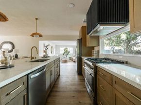 2275 Ivy Road, Oceanside CA 92054