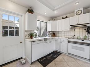 17721 Valle De Lobo, Poway CA 92064