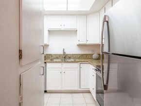 475 N Midway Drive 106, Escondido CA 92027