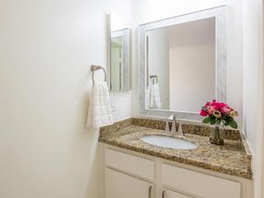 475 N Midway Drive 106, Escondido CA 92027