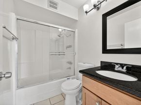 1855 Diamond Street 122, San Diego CA 92109