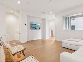 2536 Broom Lane, Carlsbad CA 92008