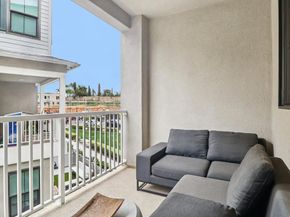 2536 Broom Lane, Carlsbad CA 92008