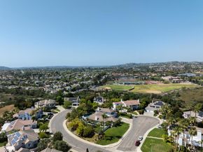 7949 Sitio Redonda, Carlsbad CA 92009