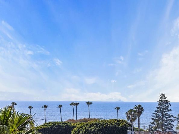 27 E E Street, Encinitas CA 92024