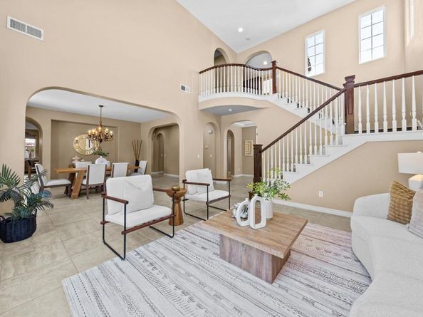 1022 Straightaway Court, Oceanside CA 92057