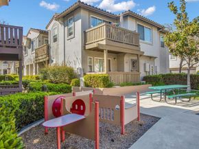 6068 Paseo Salinero, Carlsbad CA 92009