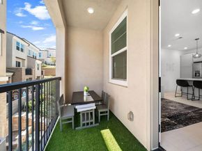 1226 Sunrise View 102, San Marcos CA 92078