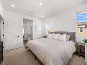 1226 Sunrise View 102, San Marcos CA 92078