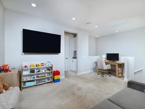 1065 Delpy View, Vista CA 92084