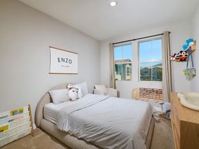 1065 Delpy View, Vista CA 92084