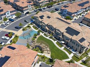 1065 Delpy View, Vista CA 92084