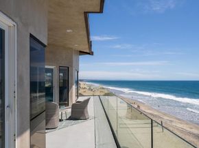 3093 Ocean Street, Carlsbad CA 92008