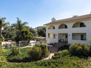 1530 Windsong Lane, Escondido CA 92026