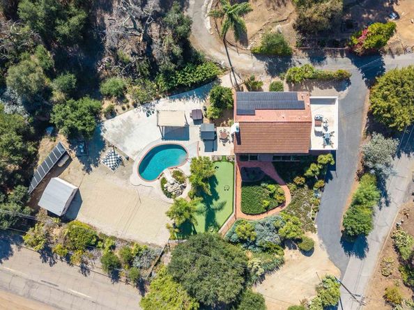 1530 Windsong Lane, Escondido CA 92026