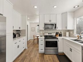 1530 Windsong Lane, Escondido CA 92026