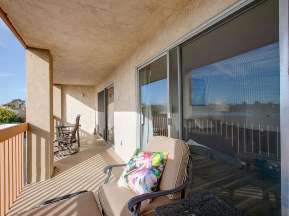 2475 Jefferson 103, Carlsbad CA 92008