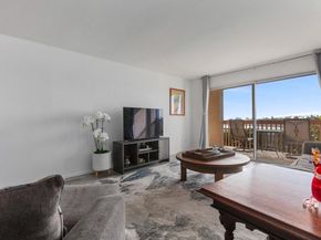 2475 Jefferson 103, Carlsbad CA 92008